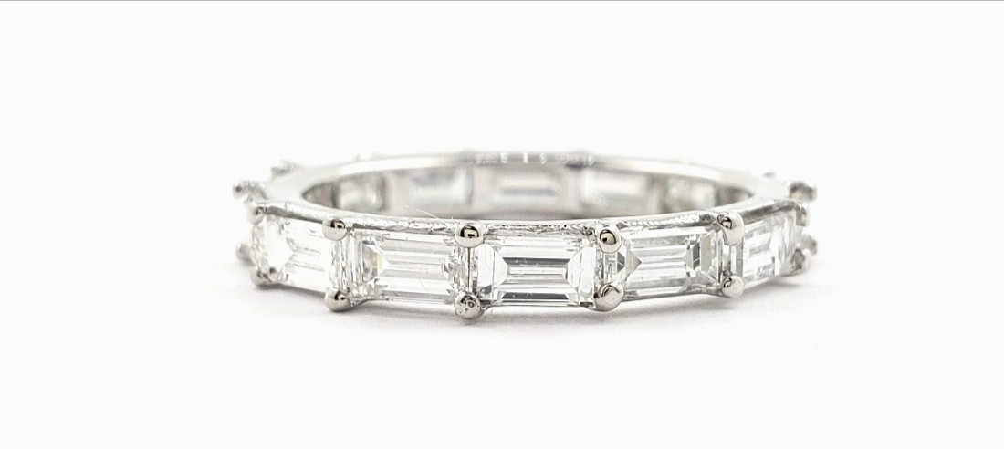Asscher Cut Center Diamond with Baguette Side Bridal Set